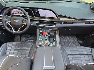 CADILLAC ESCALADE - 5