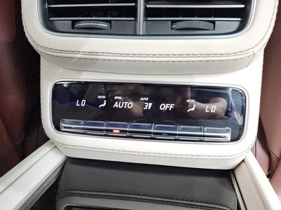 صورة مصغرة 40 لـ 2023 Mercedes-BENZ GLS