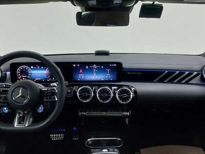 MERCEDES-BENZ CLA - 5