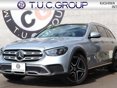 MERCEDES-BENZ E-CLASS - 1