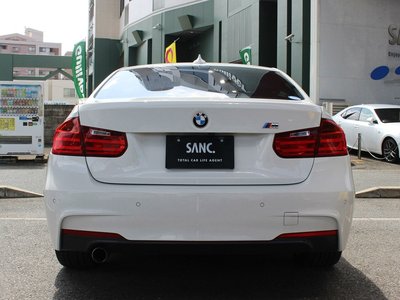 2013 BMW 3 SERIES 照片 4