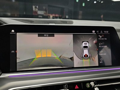 2020 BMW X6 — миниатюра 20