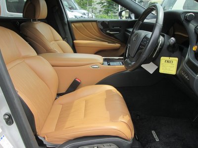 صورة مصغرة 23 لـ 2021 Lexus LS