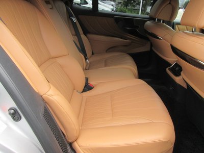 صورة مصغرة 53 لـ 2021 Lexus LS