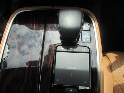 صورة مصغرة 47 لـ 2021 Lexus LS