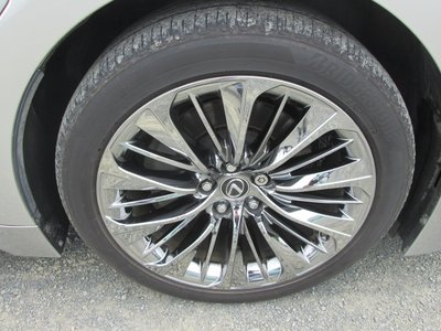 صورة مصغرة 21 لـ 2021 Lexus LS