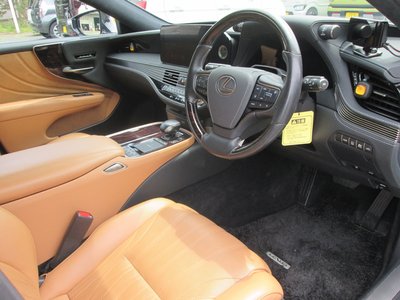 صورة مصغرة 22 لـ 2021 Lexus LS
