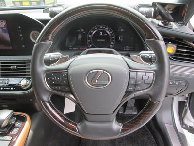 صورة مصغرة 26 لـ 2021 Lexus LS