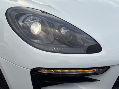 2017 Porsche MACAN 缩略图 18