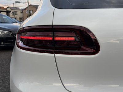 2017 Porsche MACAN 缩略图 28