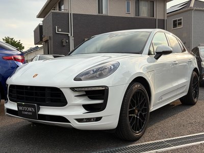 2017 Porsche MACAN 照片 9