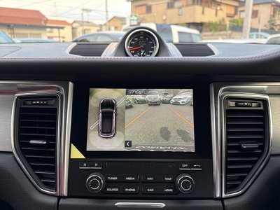 2017 Porsche MACAN 照片 2
