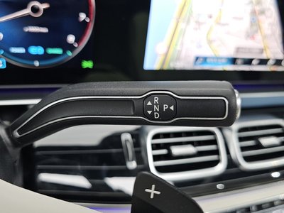 MERCEDES-BENZ GLS - 9