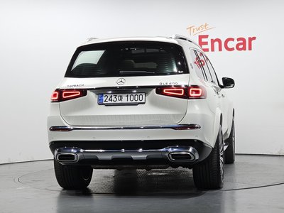 MERCEDES-BENZ GLS - 4