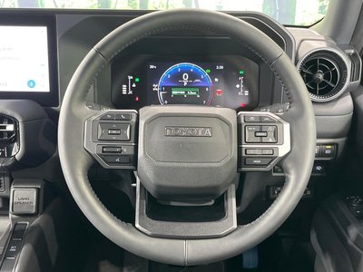 2024 Toyota LAND CRUISER 250 — миниатюра 11