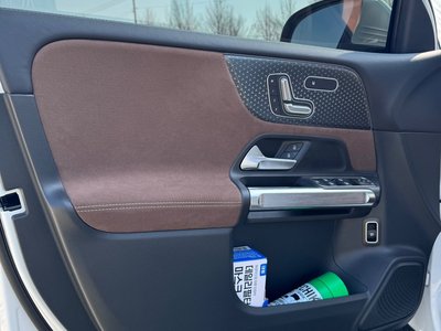 MERCEDES-BENZ GLB - 4