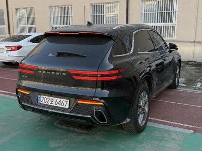 صورة 7 لـ 2024 Genesis GV70