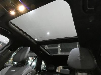 صورة 7 لـ 2024 Mercedes-BENZ GLC