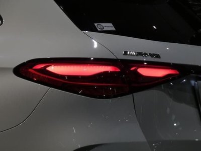 صورة 4 لـ 2024 Mercedes-BENZ GLC