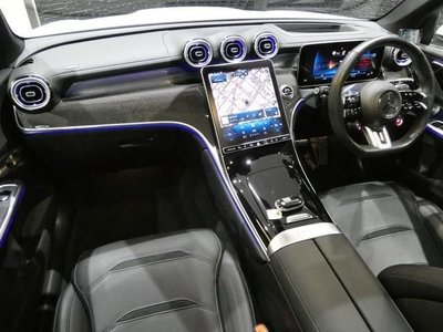 صورة 8 لـ 2024 Mercedes-BENZ GLC