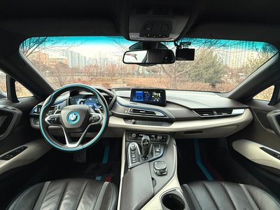 BMW I8 - 10