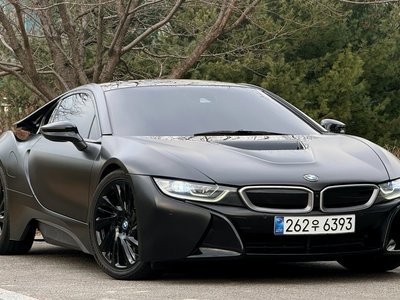 BMW I8 - 4