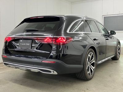 MERCEDES-BENZ E-CLASS - 5