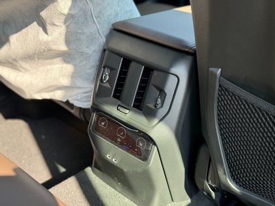 2026 BMW X3 — миниатюра 17