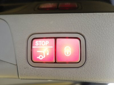 MERCEDES-BENZ GLB - 6