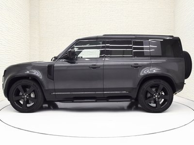 LAND ROVER DEFENDER - 6