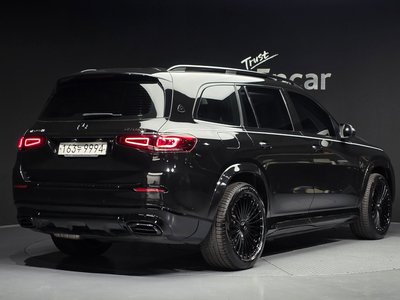 MERCEDES-BENZ GLS - 4