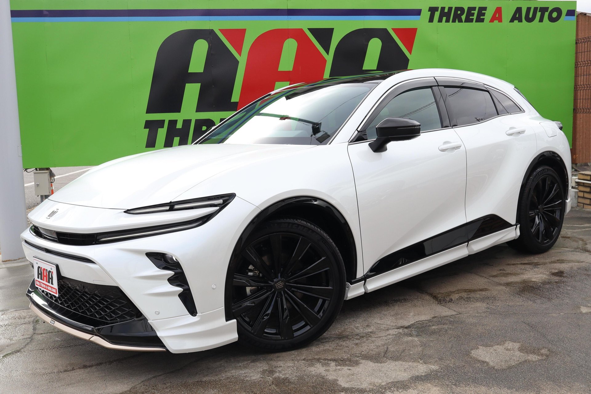 TOYOTA CROWN SPORT - View 1