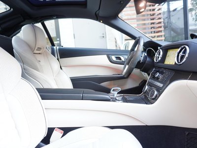 MERCEDES-BENZ SL-CLASS 2012 thumbnail 38