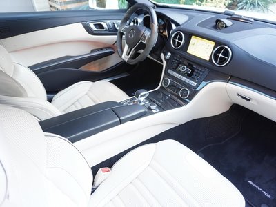 MERCEDES-BENZ SL-CLASS 2012 thumbnail 37
