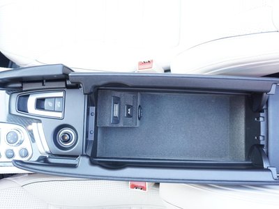 MERCEDES-BENZ SL-CLASS 2012 thumbnail 35