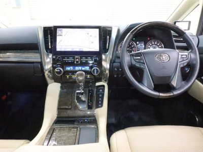 صورة 4 لـ 2022 Toyota ALPHARD