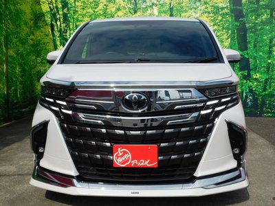 2025 Toyota ALPHARD — фото 2