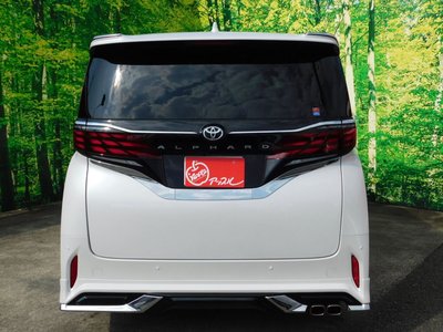 2025 Toyota ALPHARD — фото 3