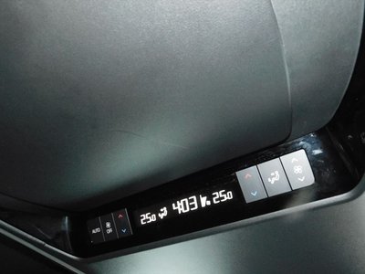 2025 Toyota ALPHARD — миниатюра 42