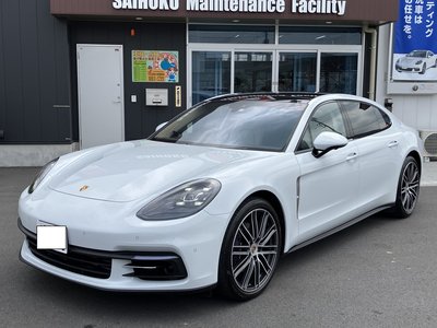 PORSCHE PANAMERA - 3