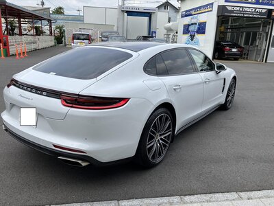 PORSCHE PANAMERA - 6