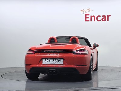 2018 Porsche 718 — фото 4