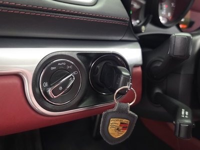 صورة مصغرة 16 لـ 2018 Porsche 718