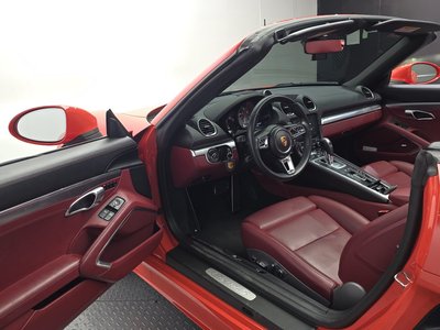 2018 Porsche 718 — фото 10