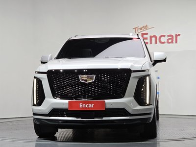 CADILLAC ESCALADE 5TH GENERATION - 2
