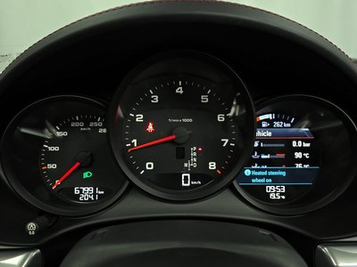 PORSCHE 718 - 8