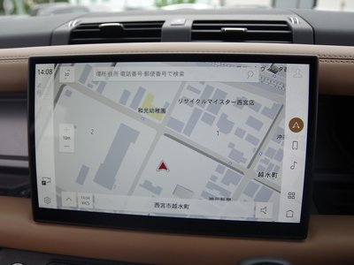 LAND ROVER DEFENDER - 9