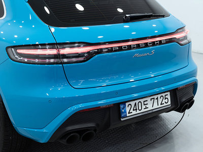 2022 Porsche MACAN — миниатюра 12