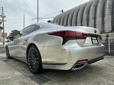 LEXUS LS - 10