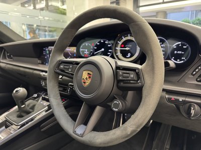 PORSCHE 911 - 10